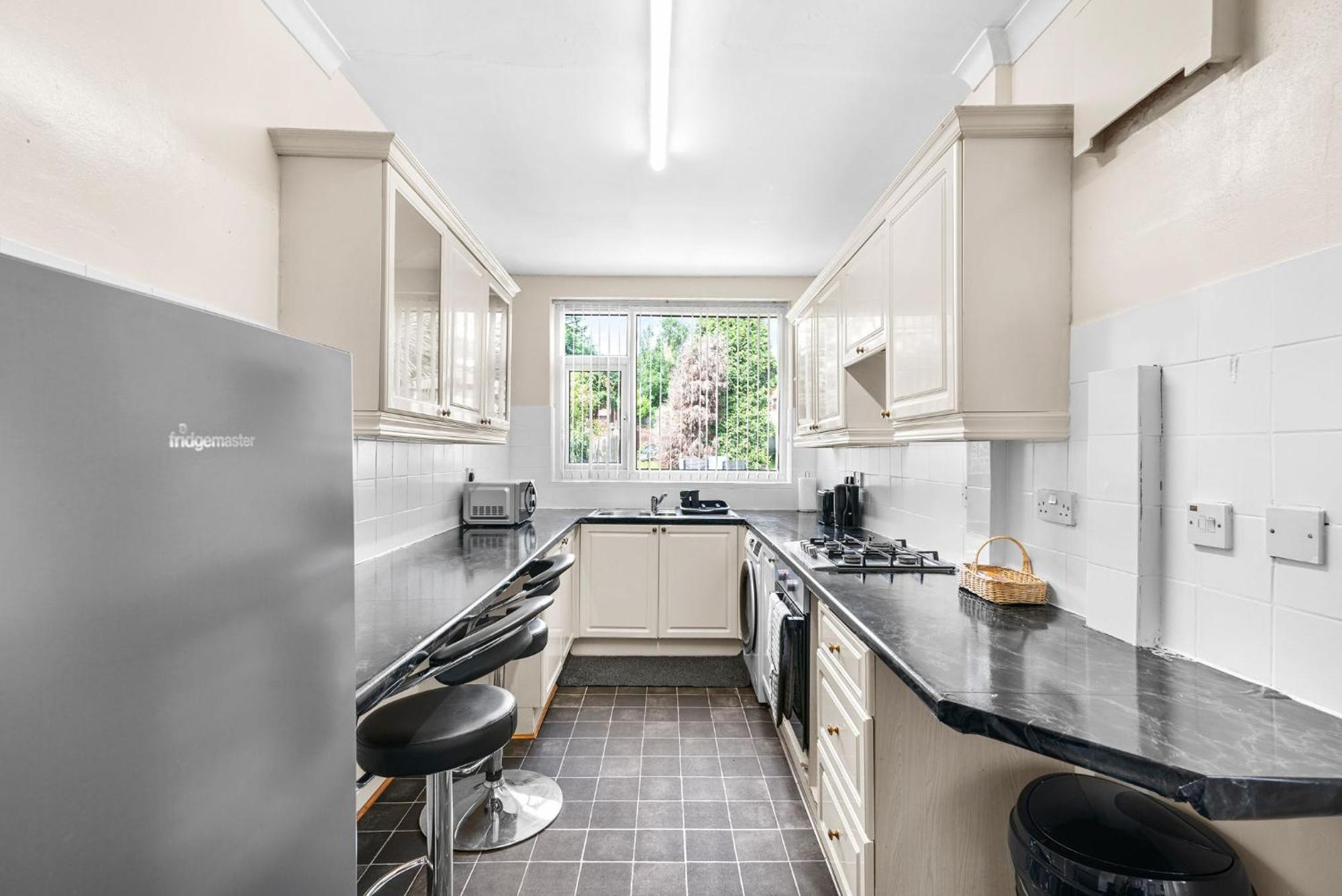 Hilltop Place Suites Near Meadowhall Шеффілд Екстер'єр фото